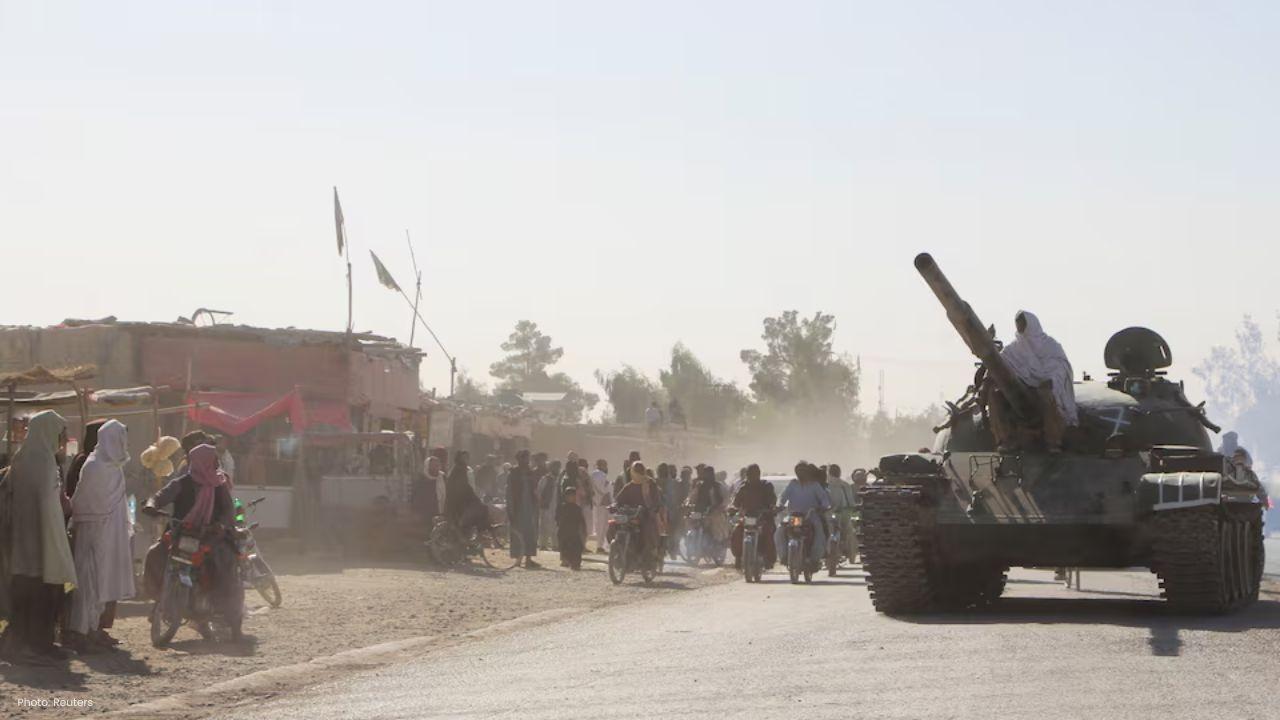 Pakistan and Afghanistan Negotiations Stalemate as Border Tensions Surge