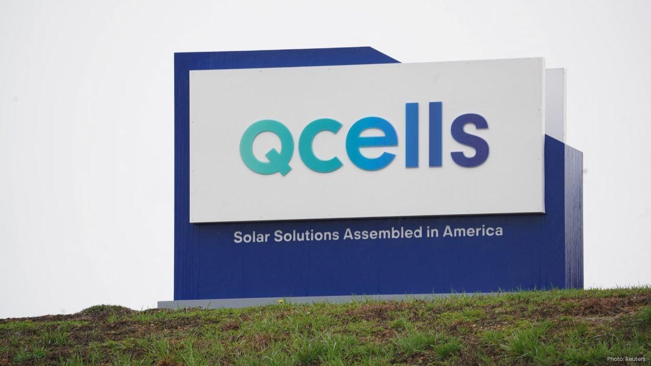 Qcells Furloughs 1,000 Staff Amid U.S. Customs Delays