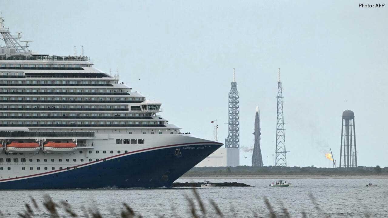 Blue Origin Postpones New Glenn Rocket Launch Due to Weather Setbacks