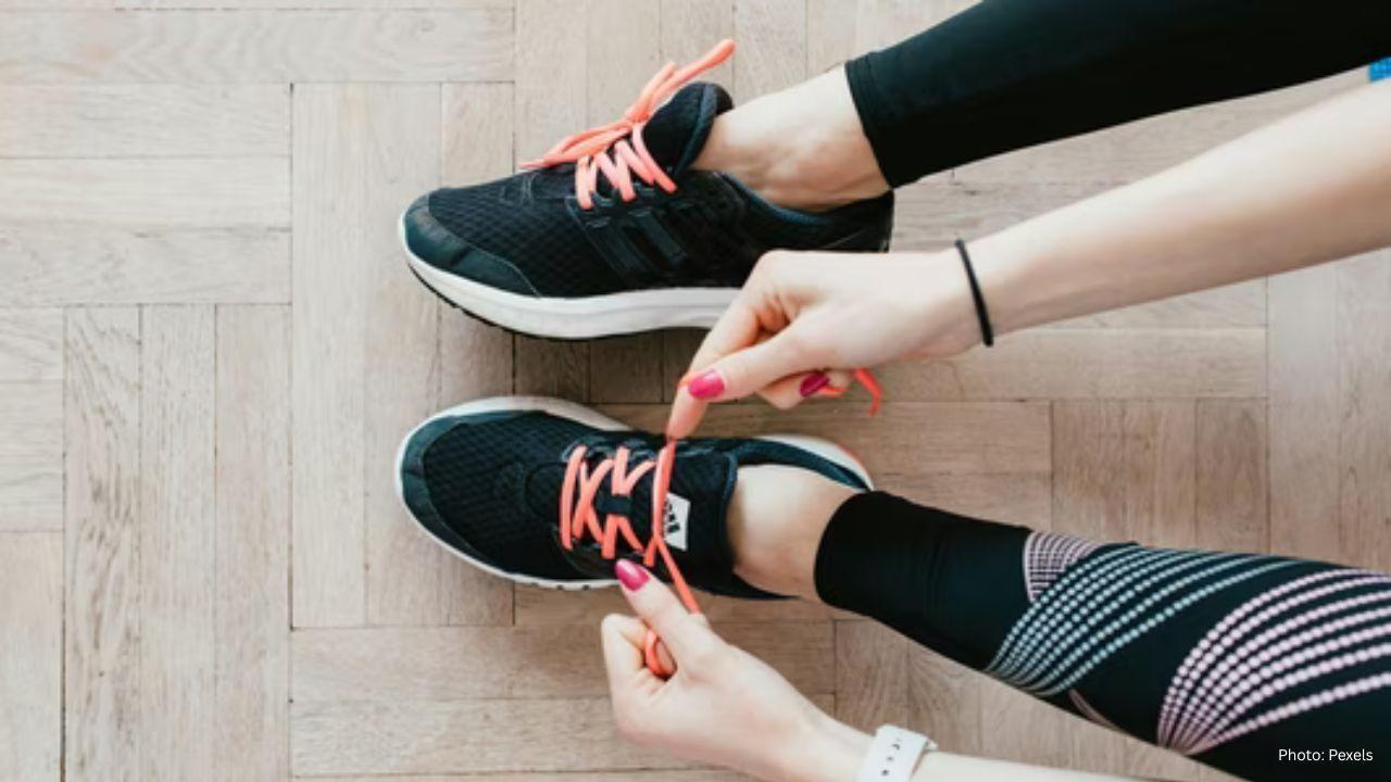Elevate Your Workout: Fashionable and Comfortable Women's Gym Footwear