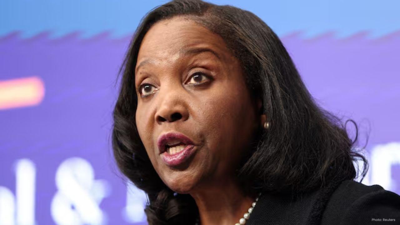 Supreme Court to Hear Trump vs Fed Governor Lisa Cook