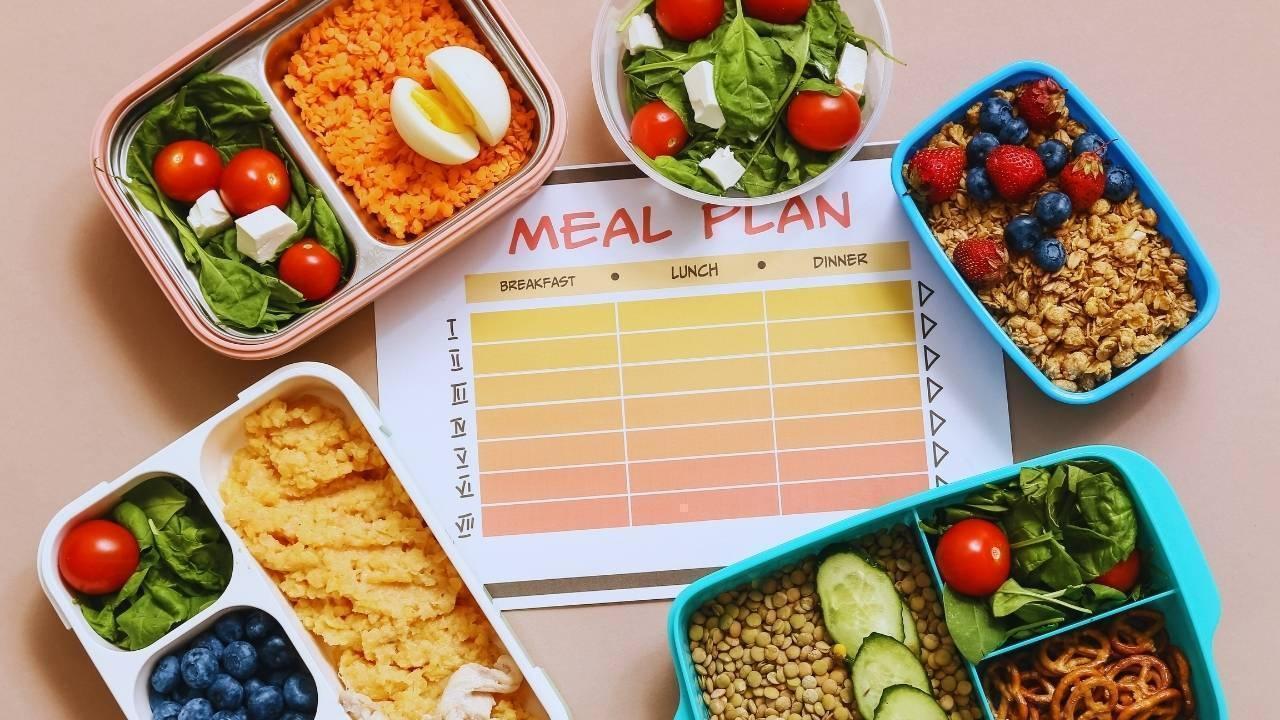 Cost-Effective Healthy Meal Plans for a Four-Person Family
