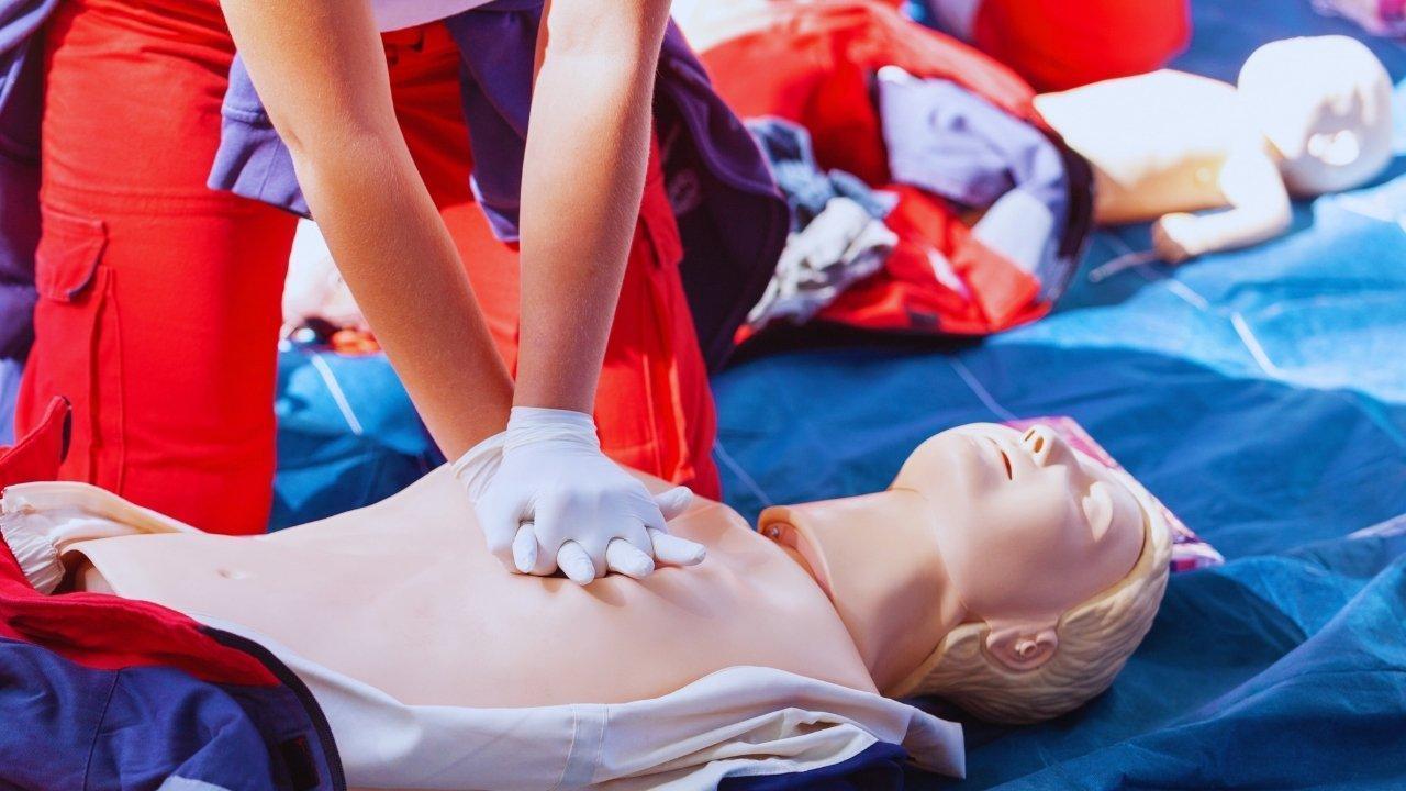 Basics of CPR and Emergency Response Everyone Should Know
