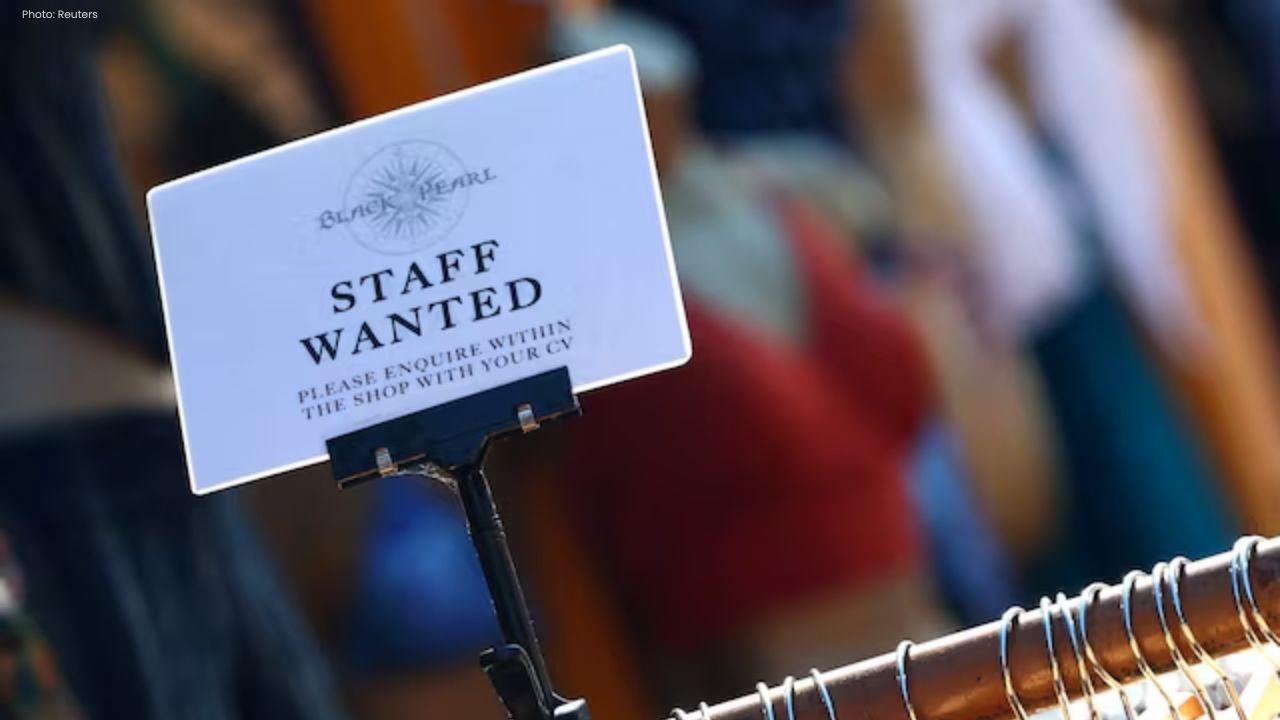 UK Labour Market Shows Early Signs of Recovery