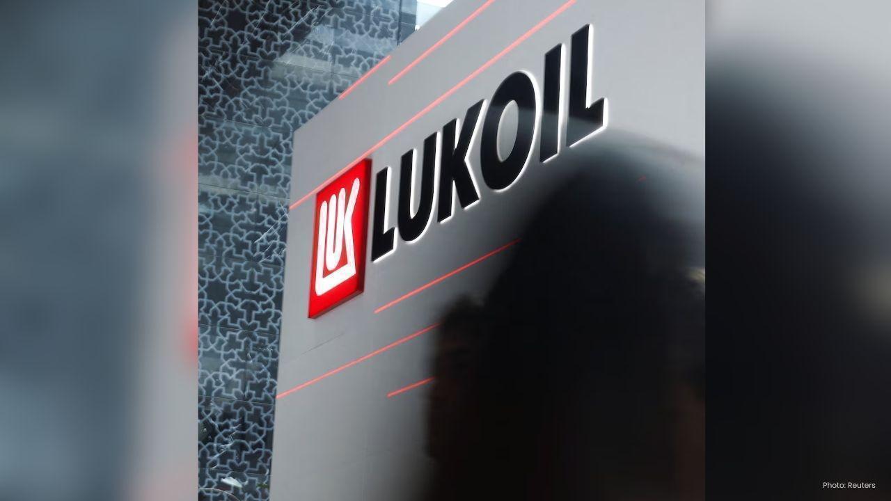 U.S. Clears Talks to Buy Lukoil Assets Amid Sanctions