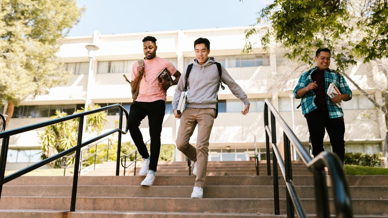 Significant Decline in US International Student Enrollment Due to Visa Restrictions