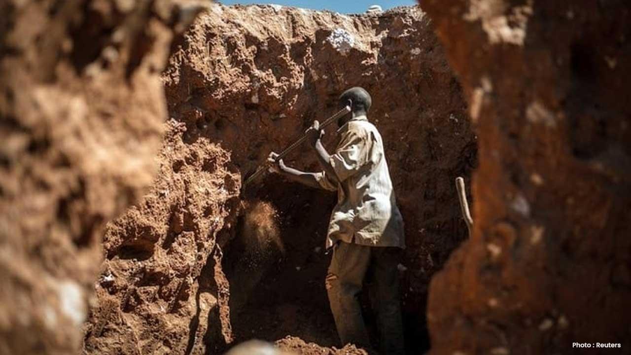 Tragedy Strikes: 32 Wildcat Miners Perish in DRC Cobalt Mine Bridge Collapse