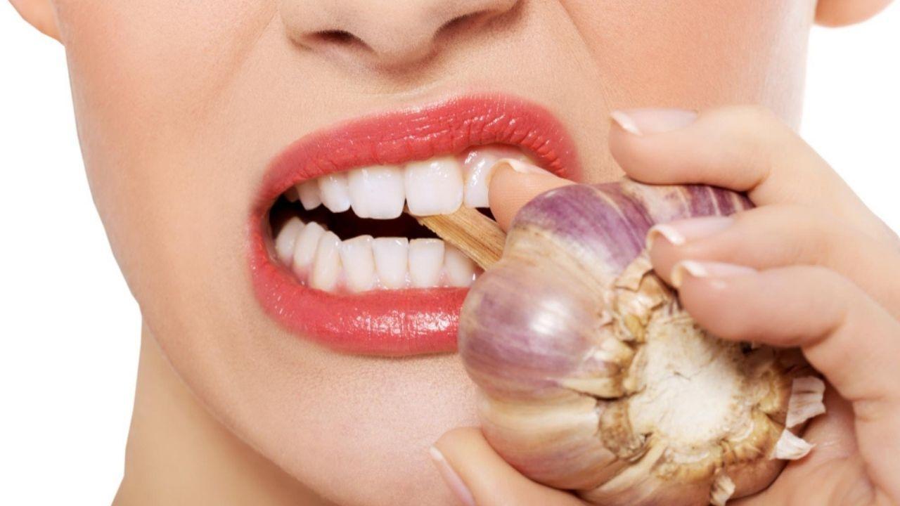 Unlocking the Daily Health Perks of Raw Garlic: Your Essential Guide
