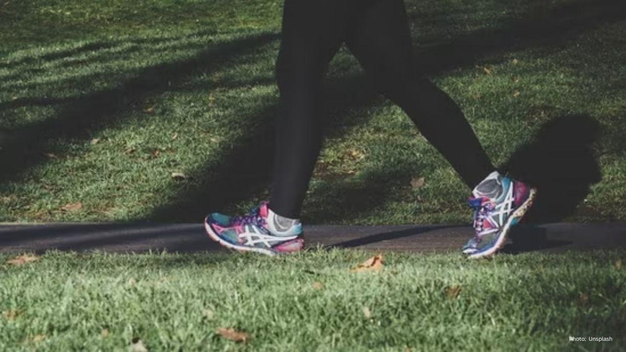 The Health Boost of a 10-Minute Post-Meal Walk, According to AIIMS Doctor