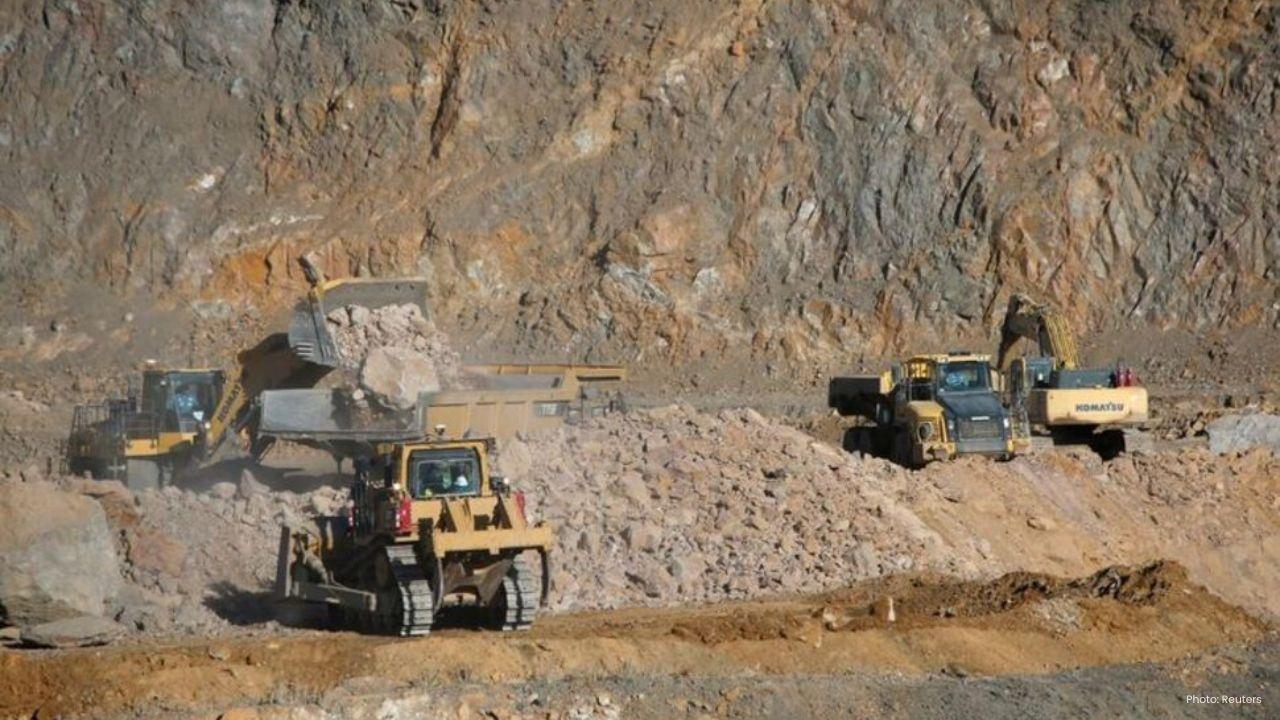 West Faces Heavy Rare Earth Crunch in Magnet Race