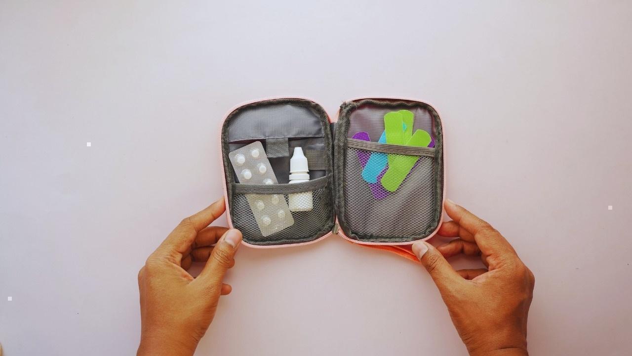 Essential Health Kits for Winter Travel Amid Recent Illness Surges