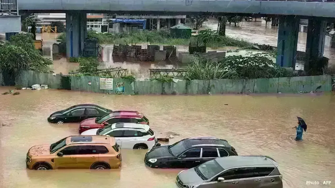 Vietnam Floods Toll Rises to 55: Search for Missing Intensifies