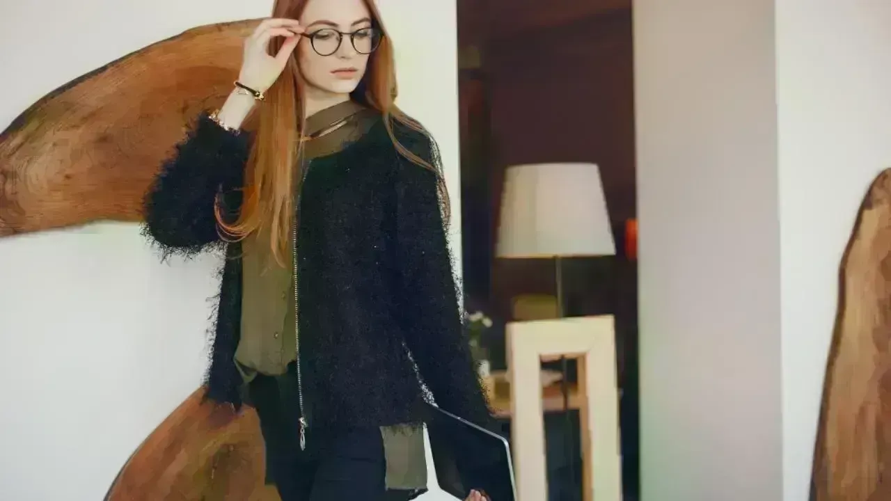 Optimize Your Winter Office Wardrobe: Stay Stylish and Warm