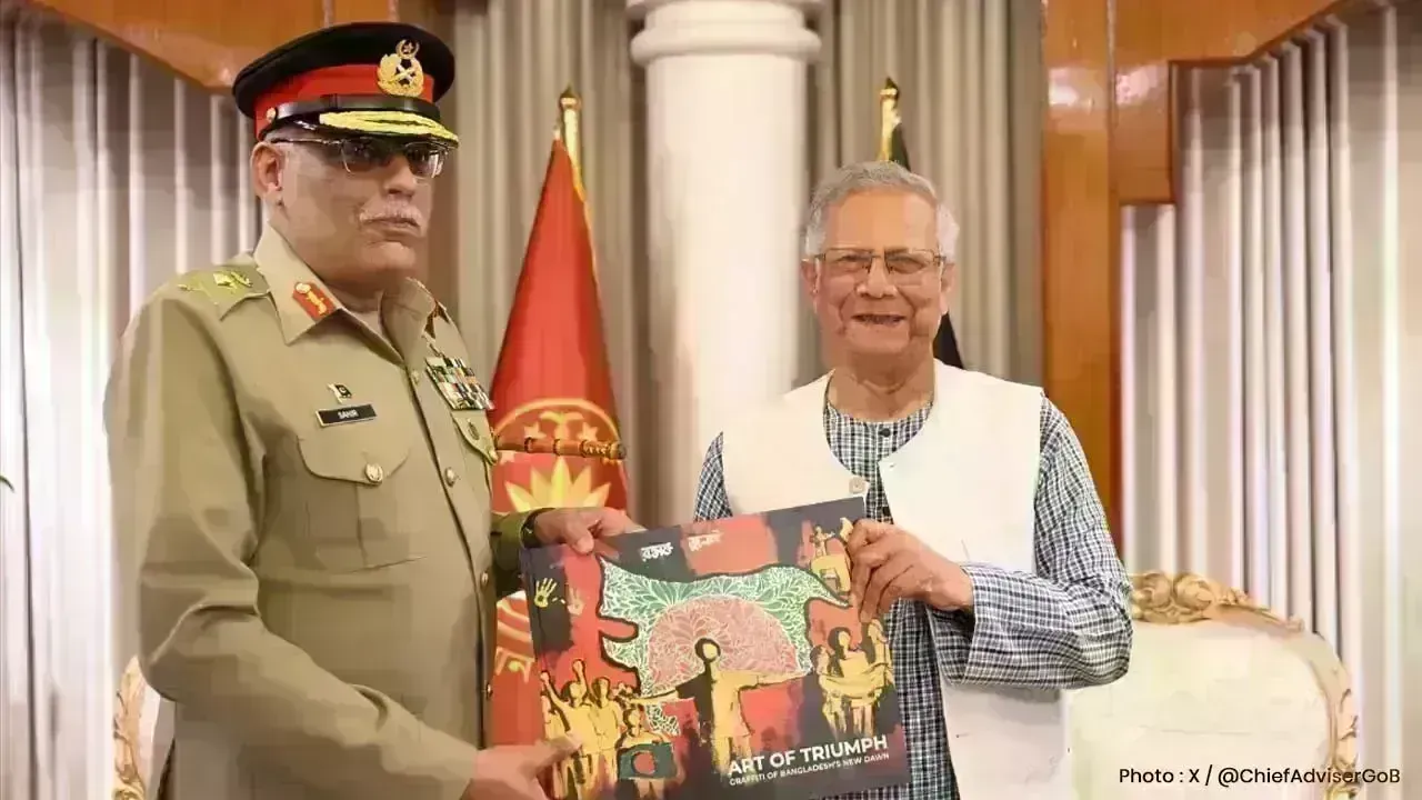 Bangladesh and Pakistan Enhance Defense Ties Through Key Visits