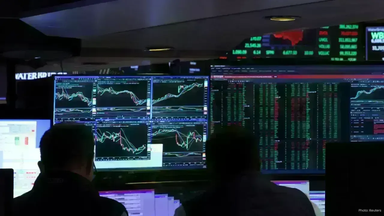 Asian Markets Exhibit Mixed Signals Following US Stock Surge