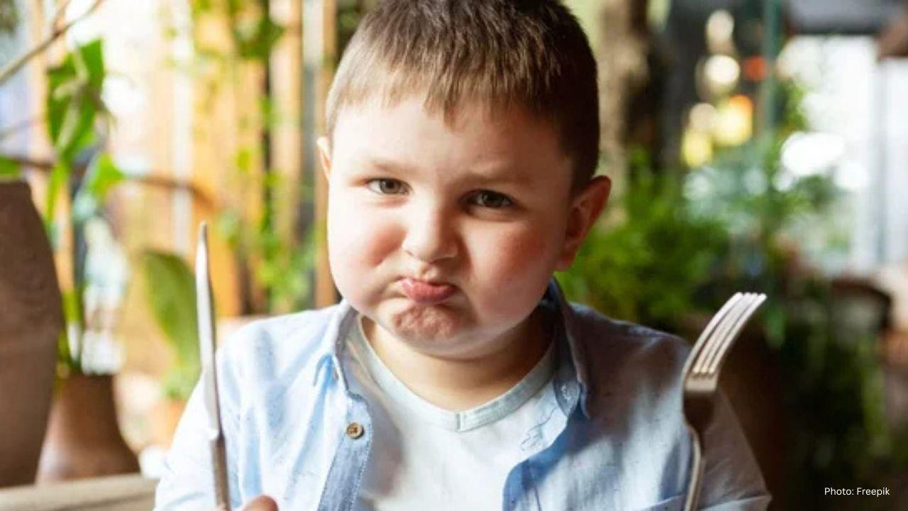 7 Warning Indicators of Unhealthy Weight Gain in Children