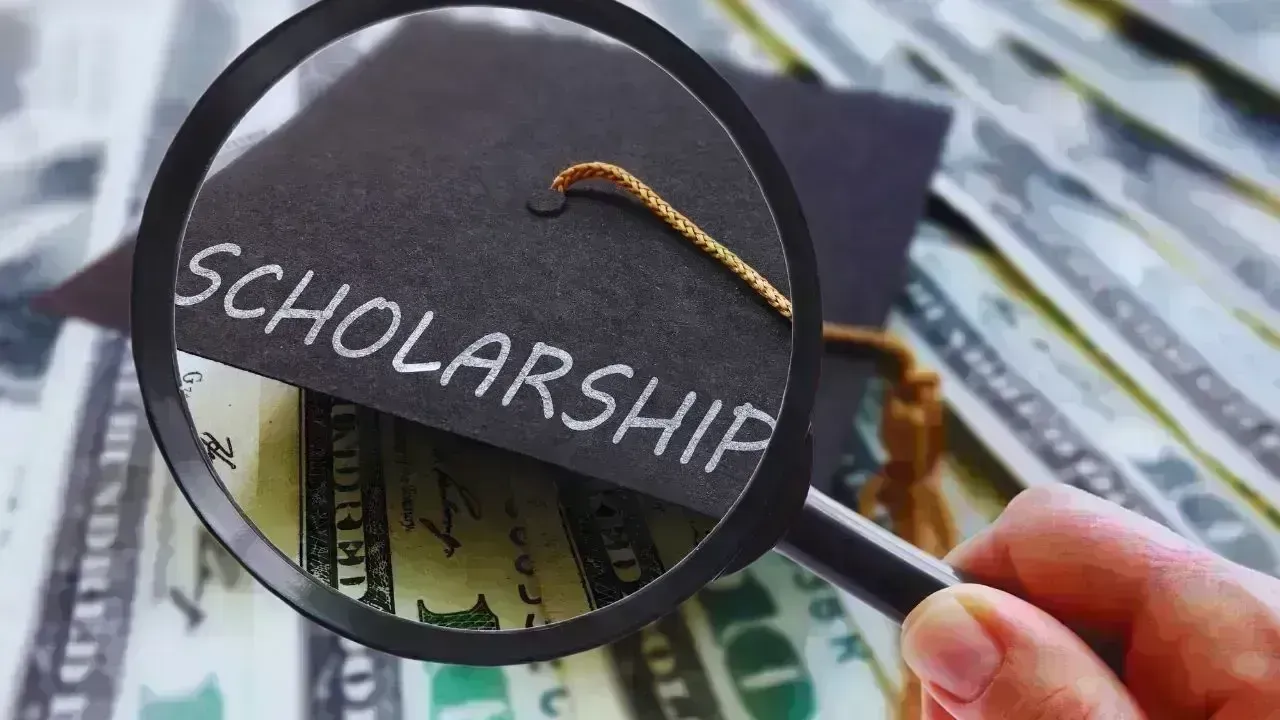Scholarships, Skills and Side-Hustles: How Students Are Preparing for an Uncertain Job Market