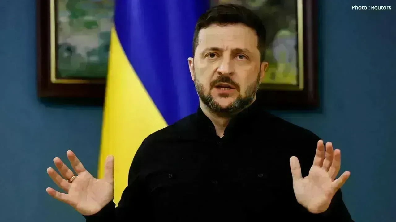 Zelensky Removes Top Aide Yermak After Major Corruption Raid