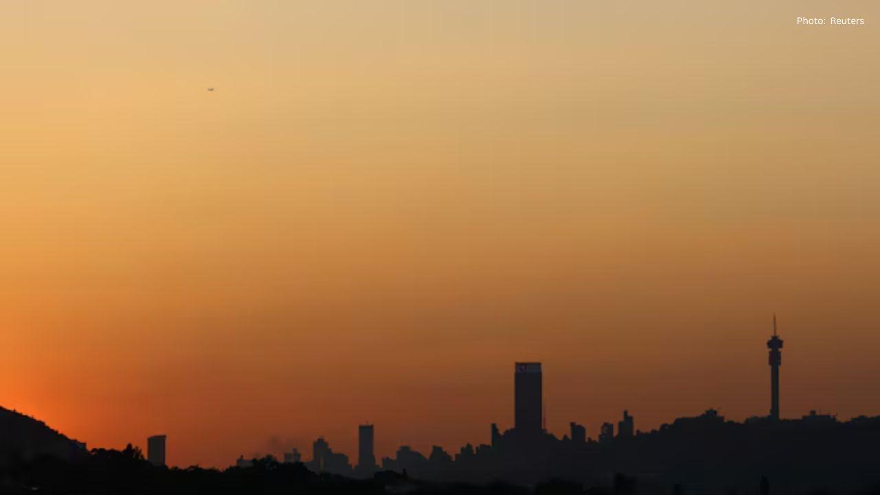 Decline in South African Manufacturing Sentiment Signals Industry Troubles in November