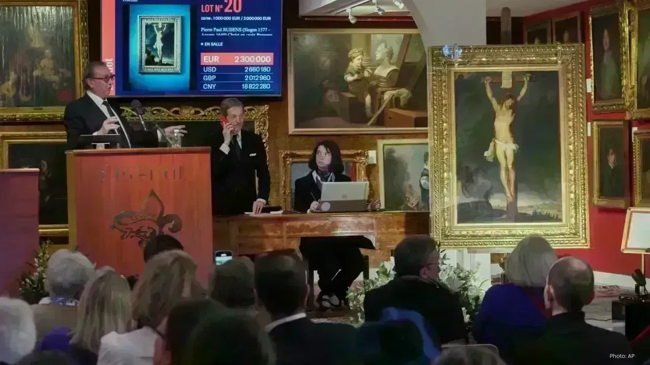 Lost Rubens Crucifixion Artwork Resurfaces and Sells in Paris