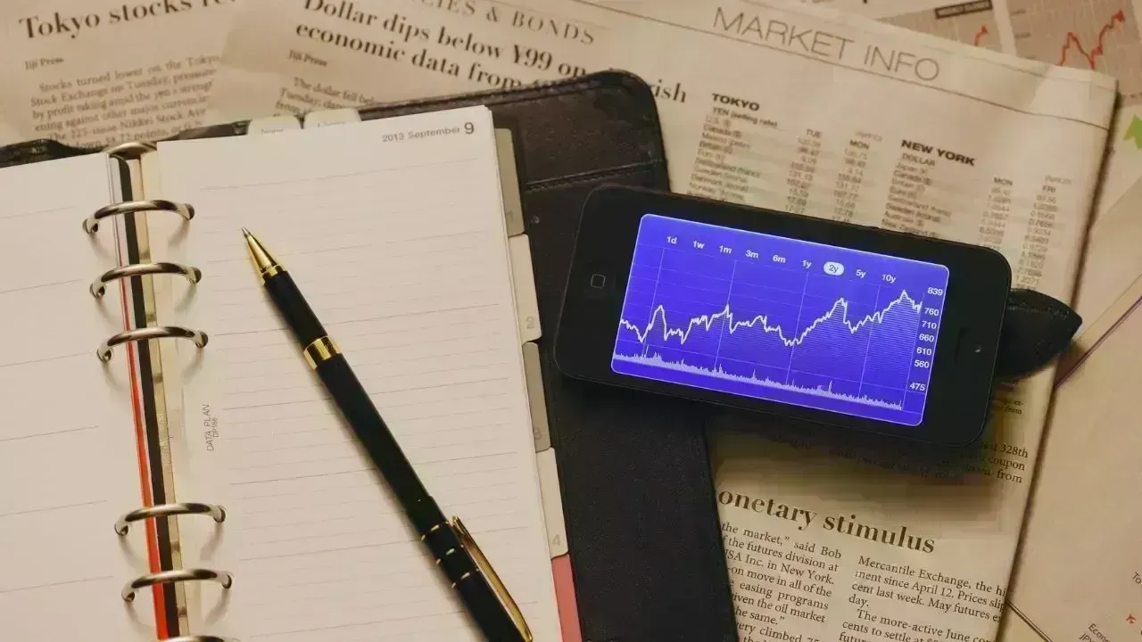 How India’s Market Rally Is Changing the Way Young Professionals Think About SIPs and Stocks