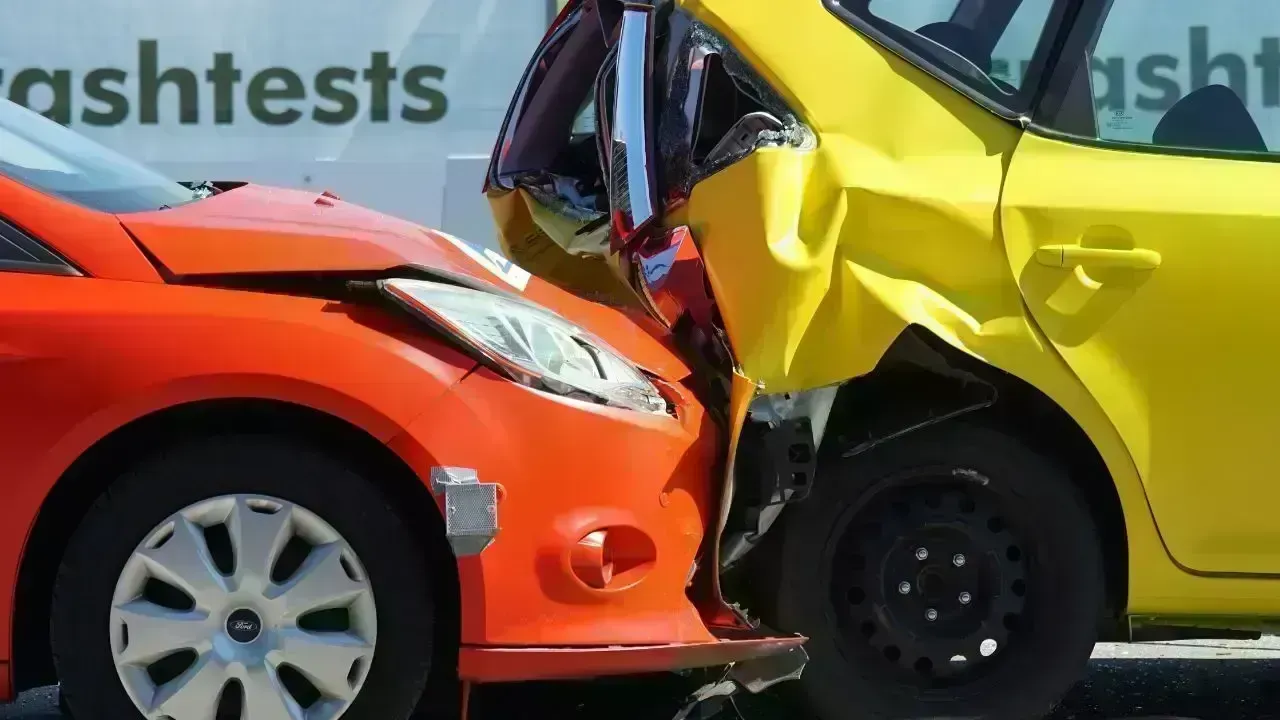 Accident Near Selkirk Sends Individual to Winnipeg Hospital