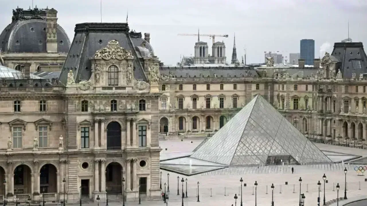 Paris Museum Hikes Entry Fee Amid Security Overhaul After Jewel Heist