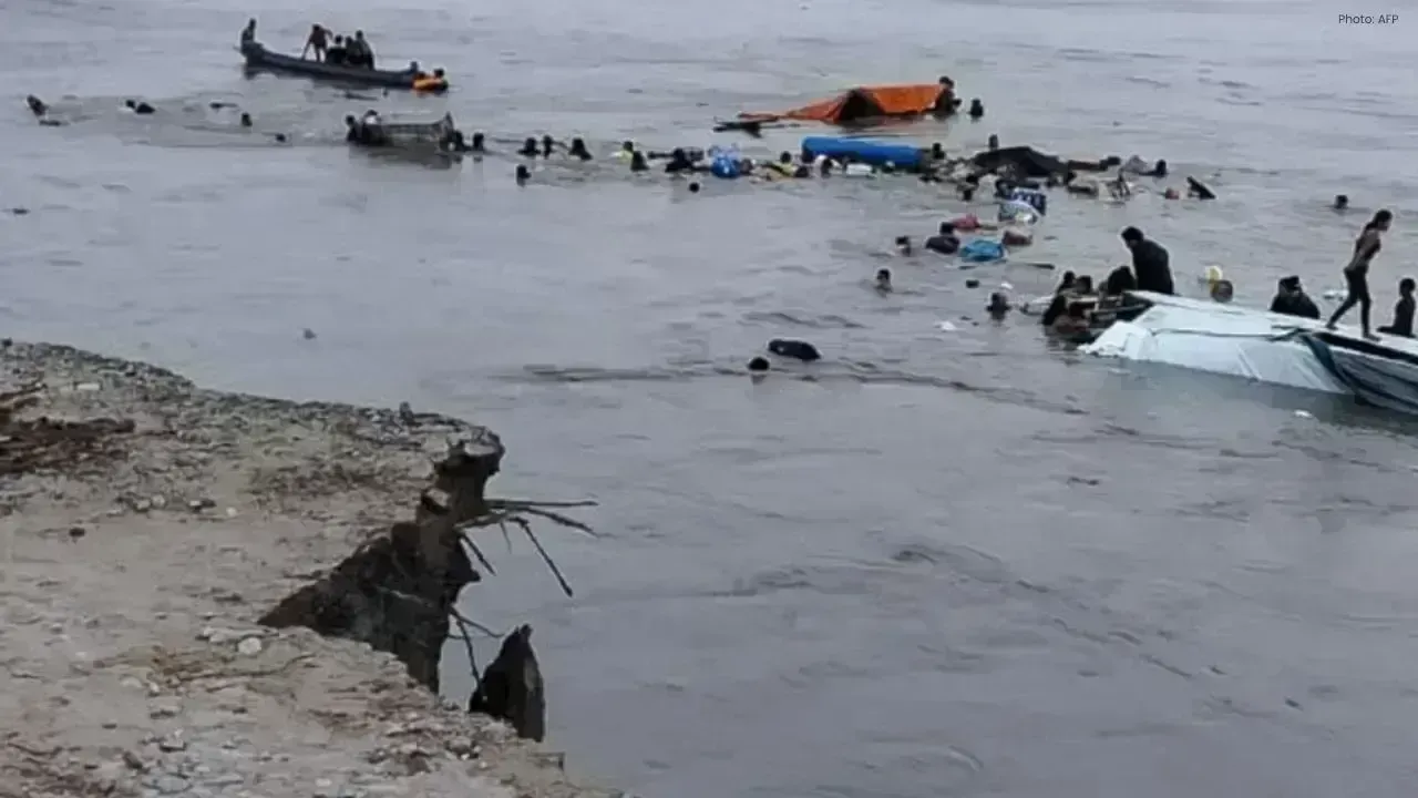 Tragic Landslide Capsizes Two Boats in Peru’s Ucayali, Leaving 12 Dead and Many Missing