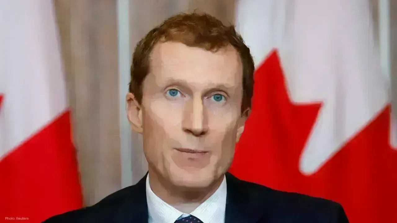 Legault Attacks Federal Minister on Language Remarks