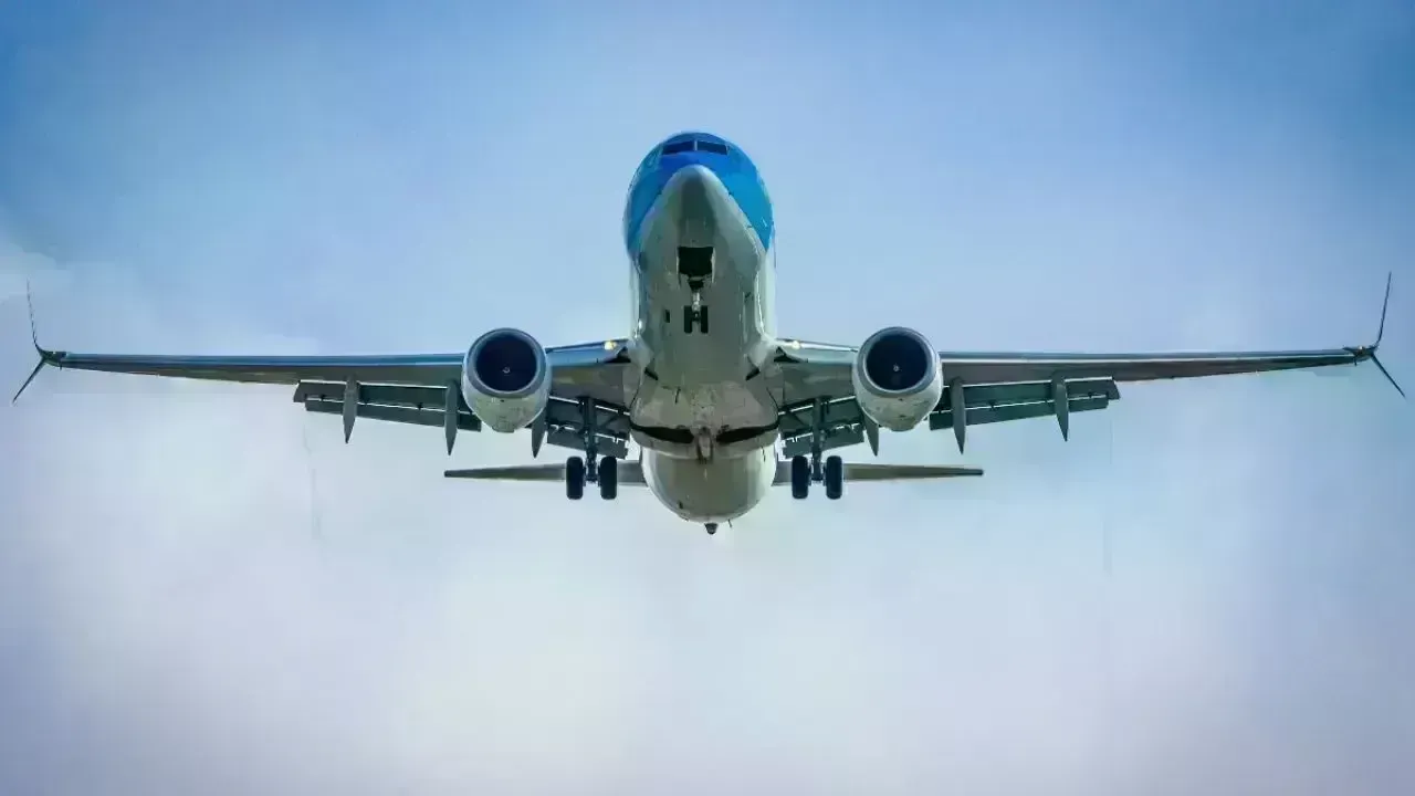 From Fuel Prices to Flight Tickets: How Global Oil Shocks Travel Right Into Your Monthly Budget