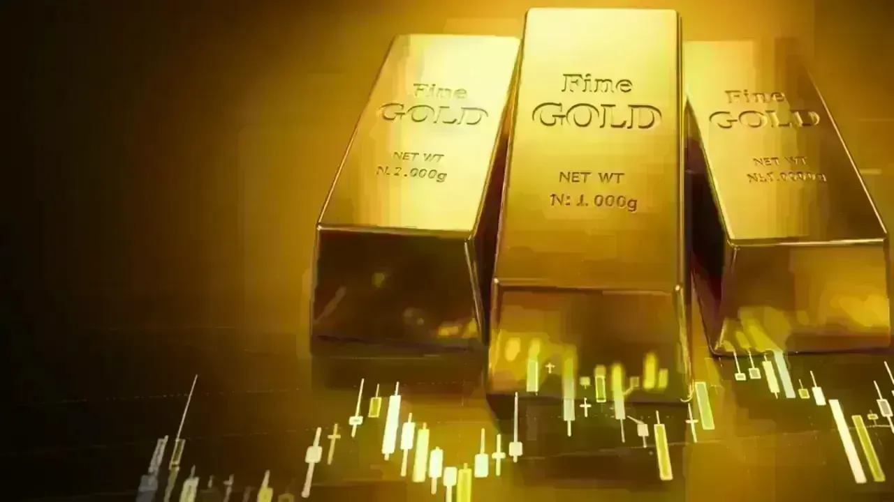 What Rising Gold Prices Reveal About Public Fear and Trust in Money