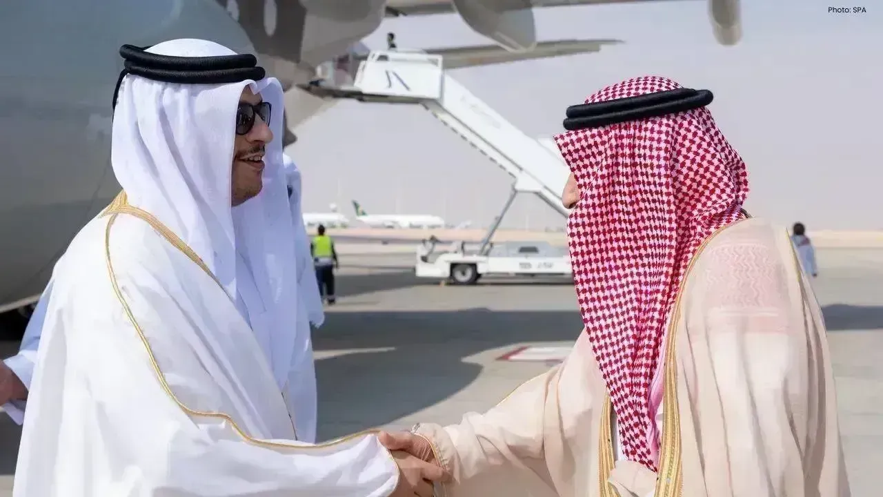 Sheikh Mohammed of Qatar Lands in Riyadh for Diplomatic Engagement