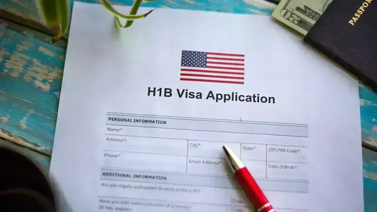 Trump Orders Enhanced Vetting for H-1B Visa Applicants in US