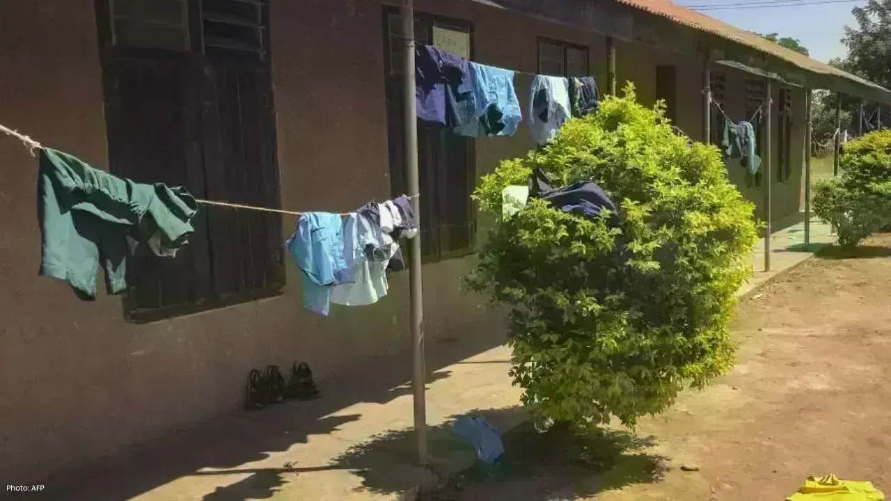 303 Students Kidnapped in Niger School Attack; 50 Escape