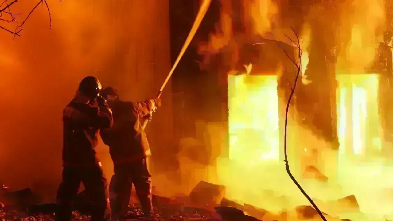 Catastrophic Fires Ravage Australia and New Zealand, Homes Lost