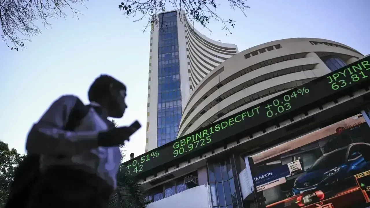 Live Market Update: Sensex tumbles 500–700 pts, Nifty below 25,800; All sectors trade in red