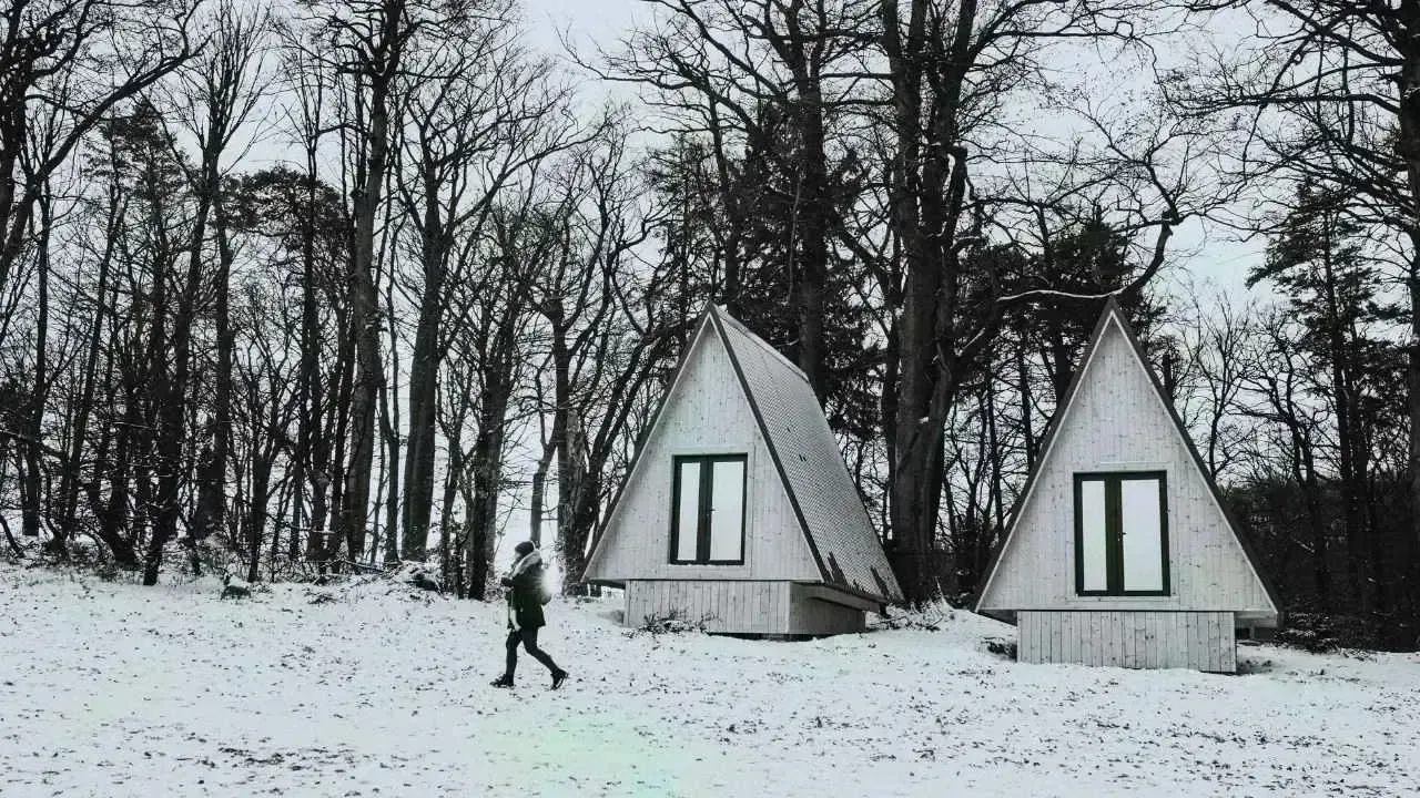 Top Winter Getaways 2025: Trending Destinations for a Magical Seasonal Escape