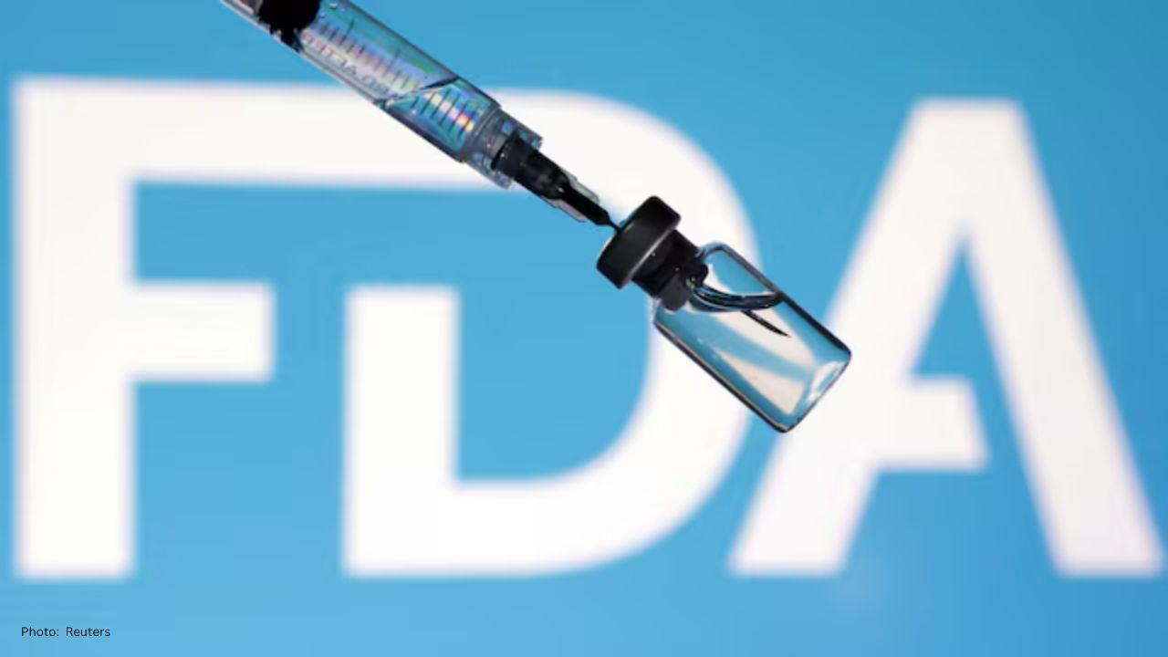 FDA Decides Against Strong Warning for COVID-19 Vaccines, Sources Reveal