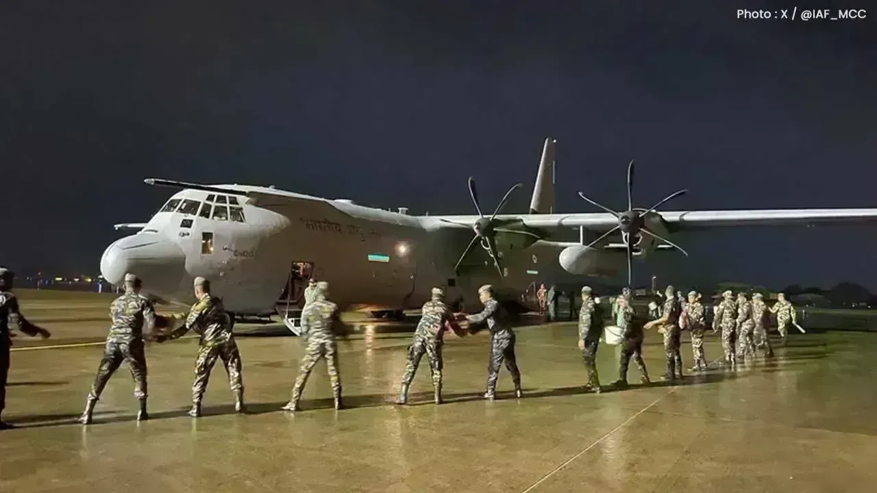 Indian Army Restores Sri Lanka Flood Communications via Satellite