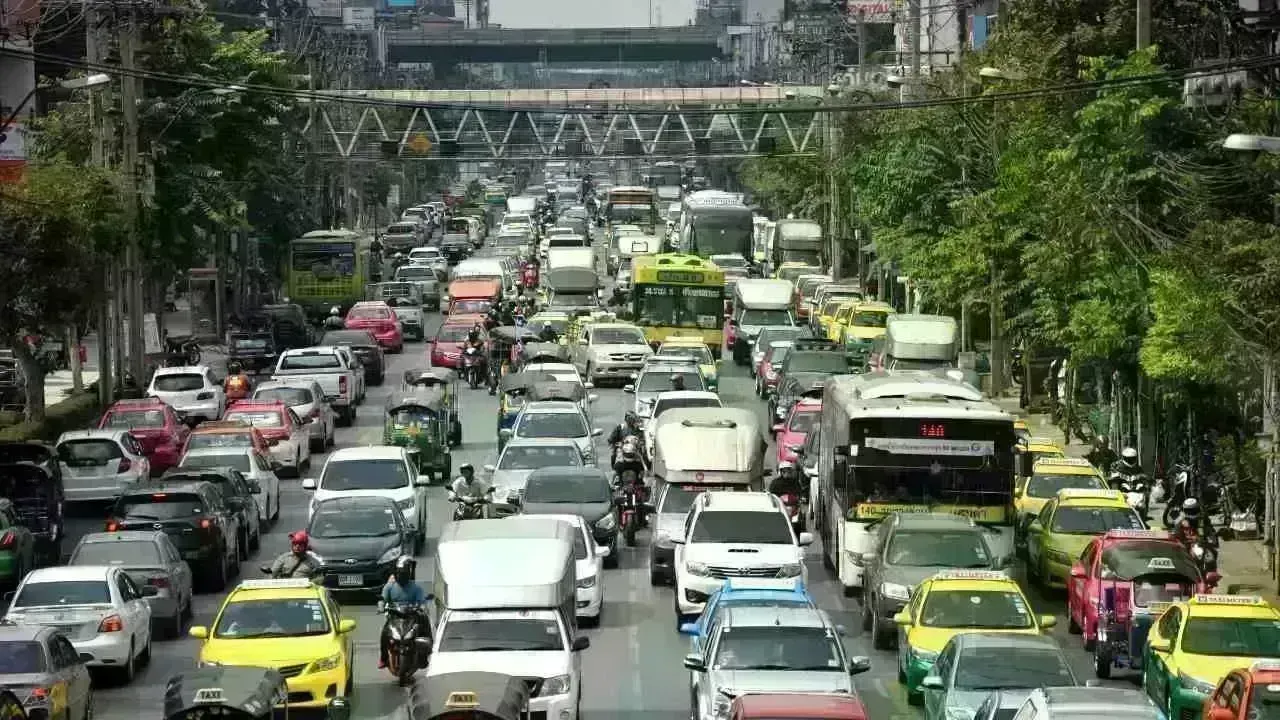 Traffic Control Measures Near IGI Stadium for A.R. Rahman Concert