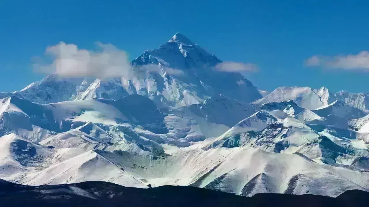 Nepal Launches 5-Year Plan to Clean Mount Everest