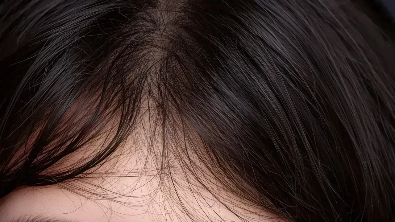 Understanding the Links Between Hair Texture Changes and Hair Loss