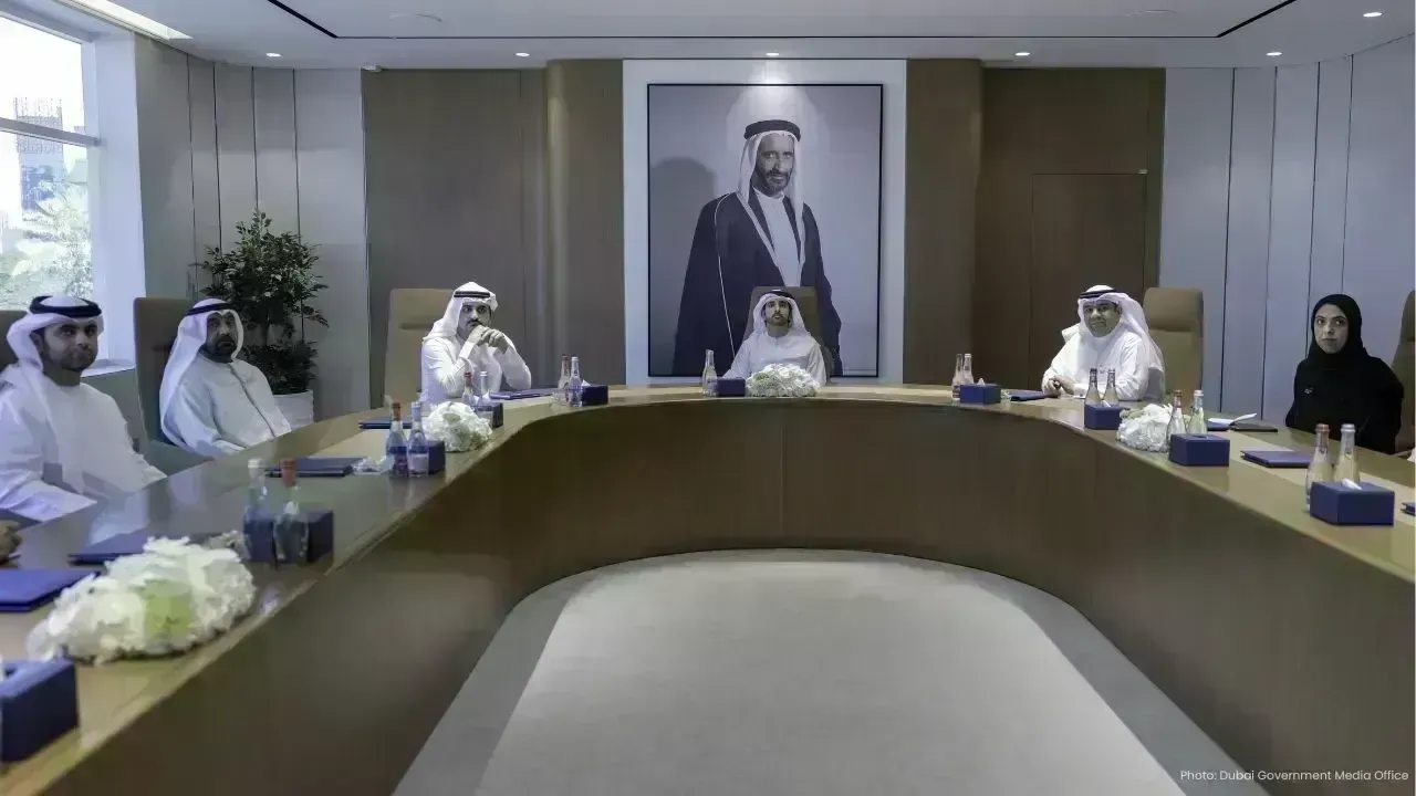 Sheikh Hamdan Explores Visionary Healthcare Initiatives in Dubai