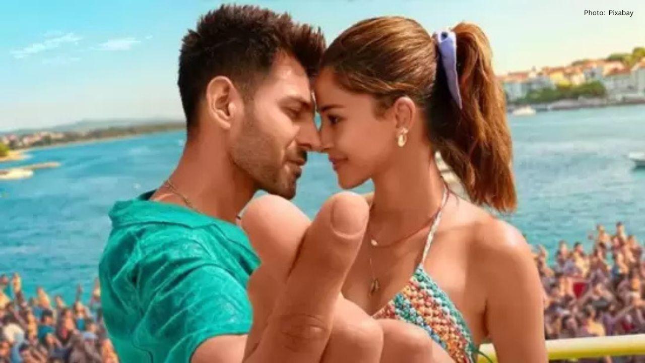 Tu Meri Main Tera Main Tera Tu Meri Struggles for Box Office Attention Ahead of Christmas