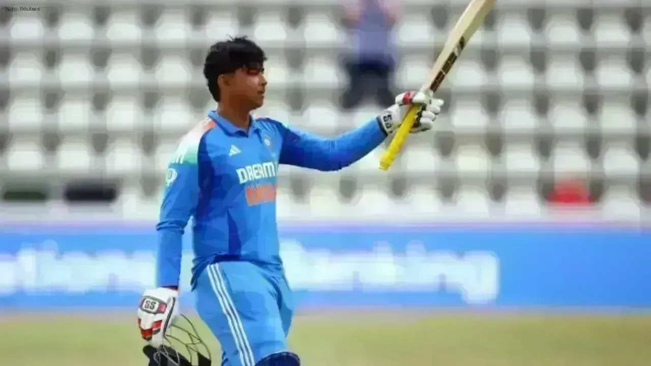 Shashi Tharoor Urges BCCI to Select Teen Star Vaibhav Suryavanshi