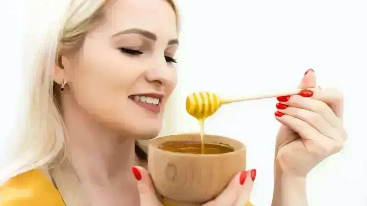Unlocking the Power of Honey: Natural Anti-Ageing and Skincare Insights