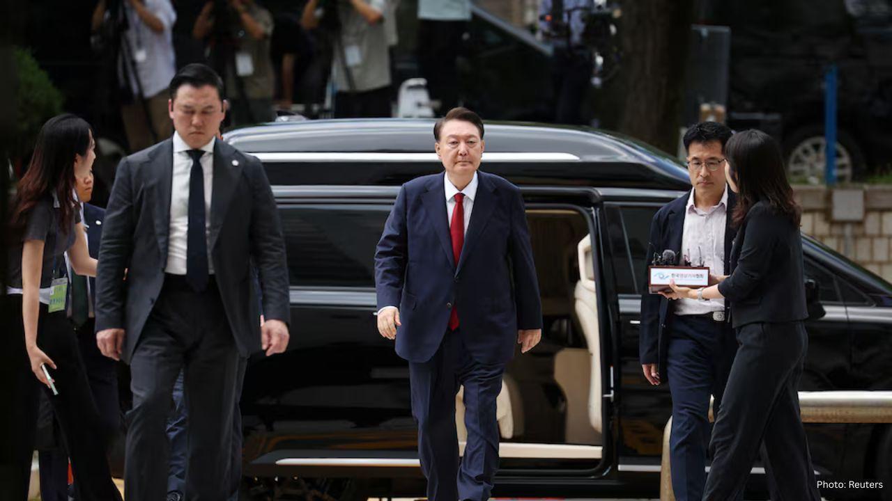 Prosecutors Call for 10-Year Prison Sentence for Ex-President Yoon in South Korea