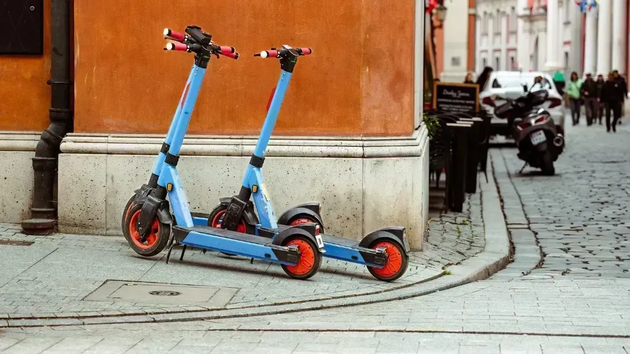 Tragic Bus Accident in Yen Bai, Vietnam Claims 7 Lives