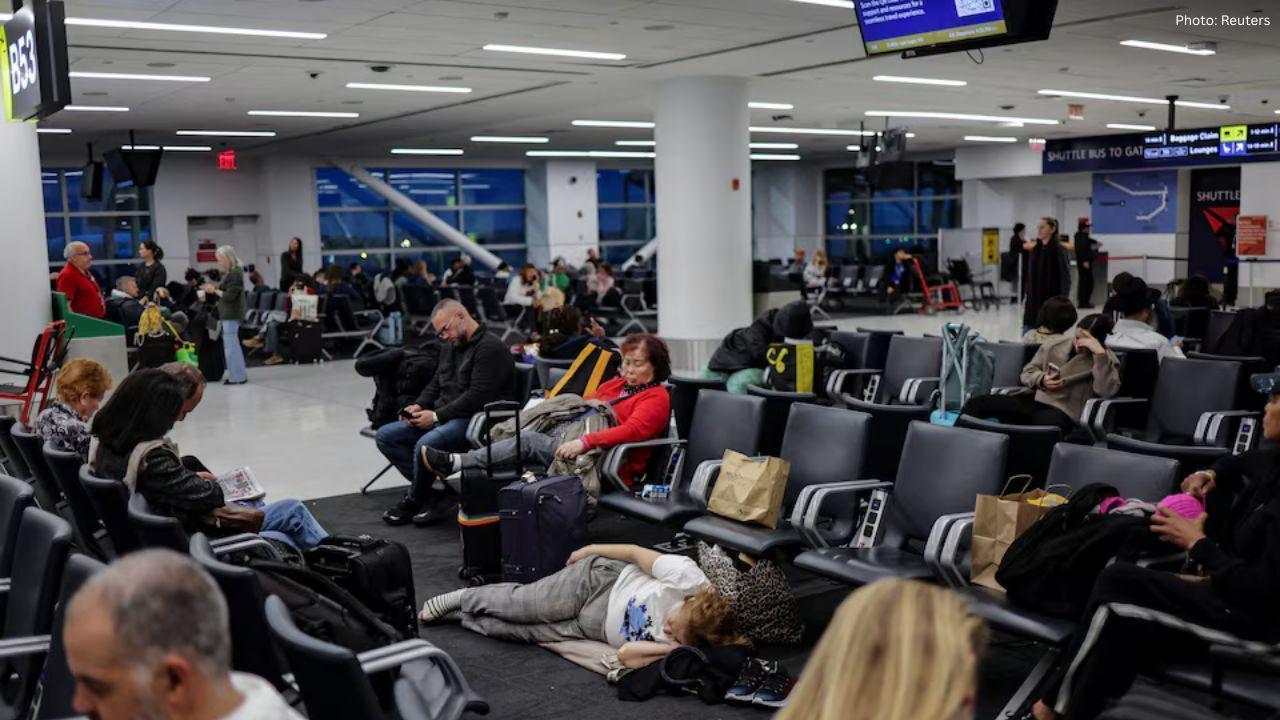 Severe Weather Disrupts U.S. Air Travel Amid Holiday Rush
