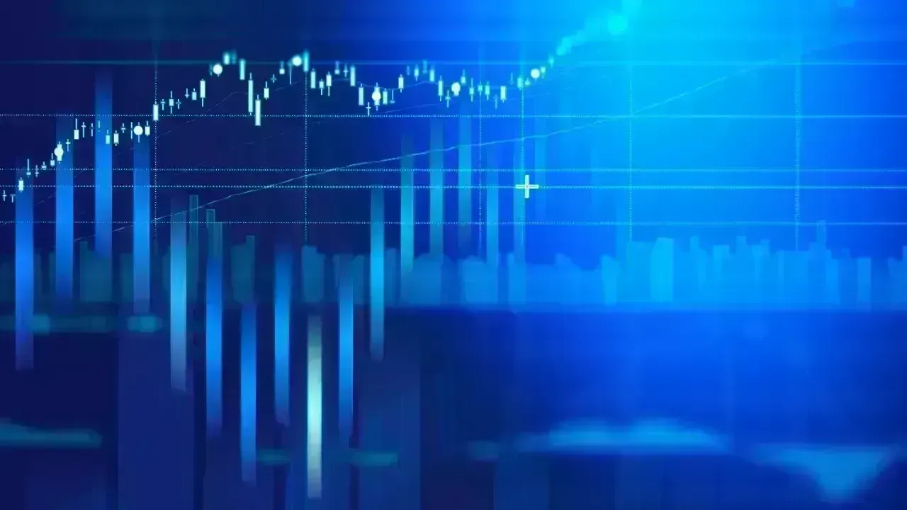 Markets on Edge Before F&O Expiry: Dalal Street Trades Cautiously as Volatility Grips Broader Indices